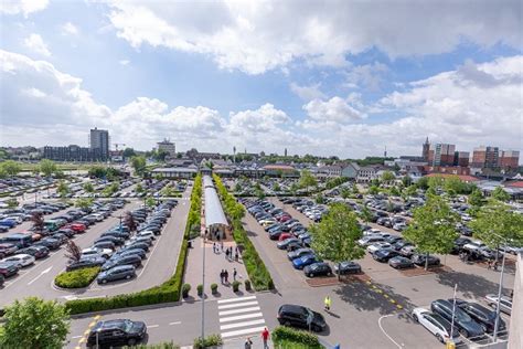 roermond outlet chanel|designer outlet roermond parking.